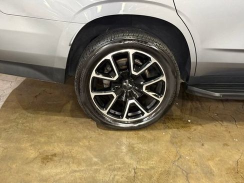 Used 2021 Chevrolet Tahoe RST AWD/4WD image 6