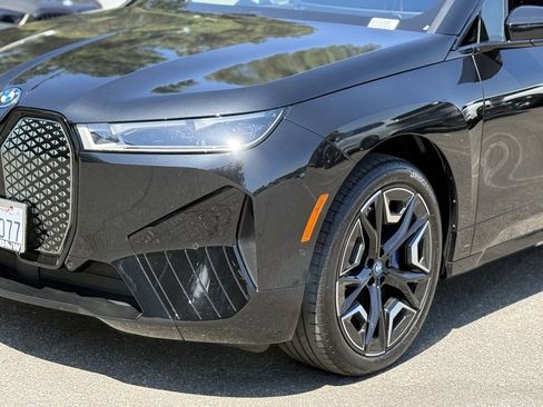 Used 2025 BMW iX xDrive50 image 11