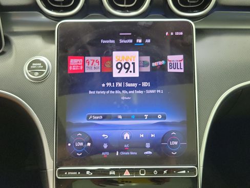 Used 2025 Mercedes-Benz C 300 Sedan image 29