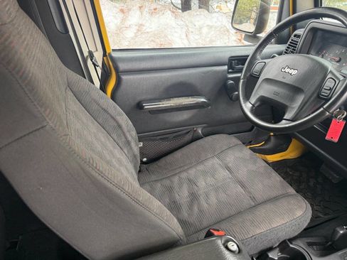 Used 2004 Jeep Wrangler 4WD image 92