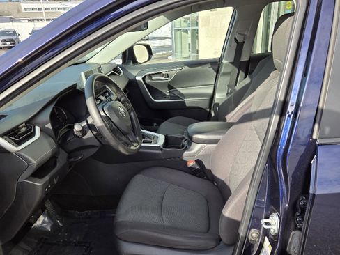 Used 2023 Toyota RAV4 XLE image 3