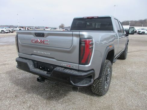 New 2026 GMC Sierra 2500 AT4X image 4