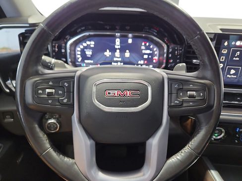 Used 2023 GMC Sierra 1500 SLT AWD/4WD image 21