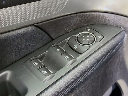 Used 2018 Ford Explorer XLT w/ Equipment Group 202A image 21