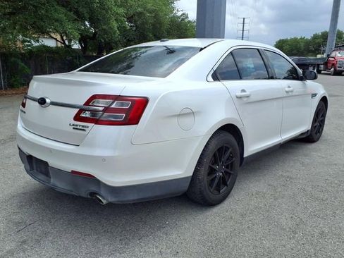 Used 2014 Ford Taurus Limited FWD image 6