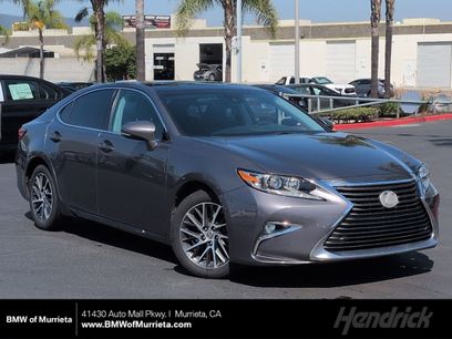 Used 2017 Lexus ES 350 w/ Navigation System Package