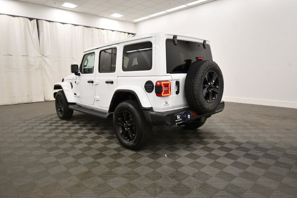 Used 2021 Jeep Wrangler Unlimited Sahara AWD/4WD image 5