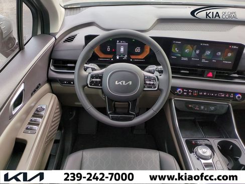 Certified 2026 Kia Carnival EX image 16