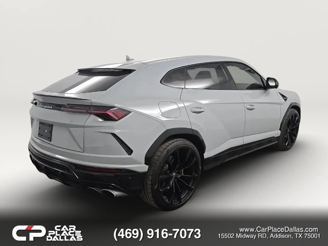Used 2022 Lamborghini Urus AWD/4WD image 3