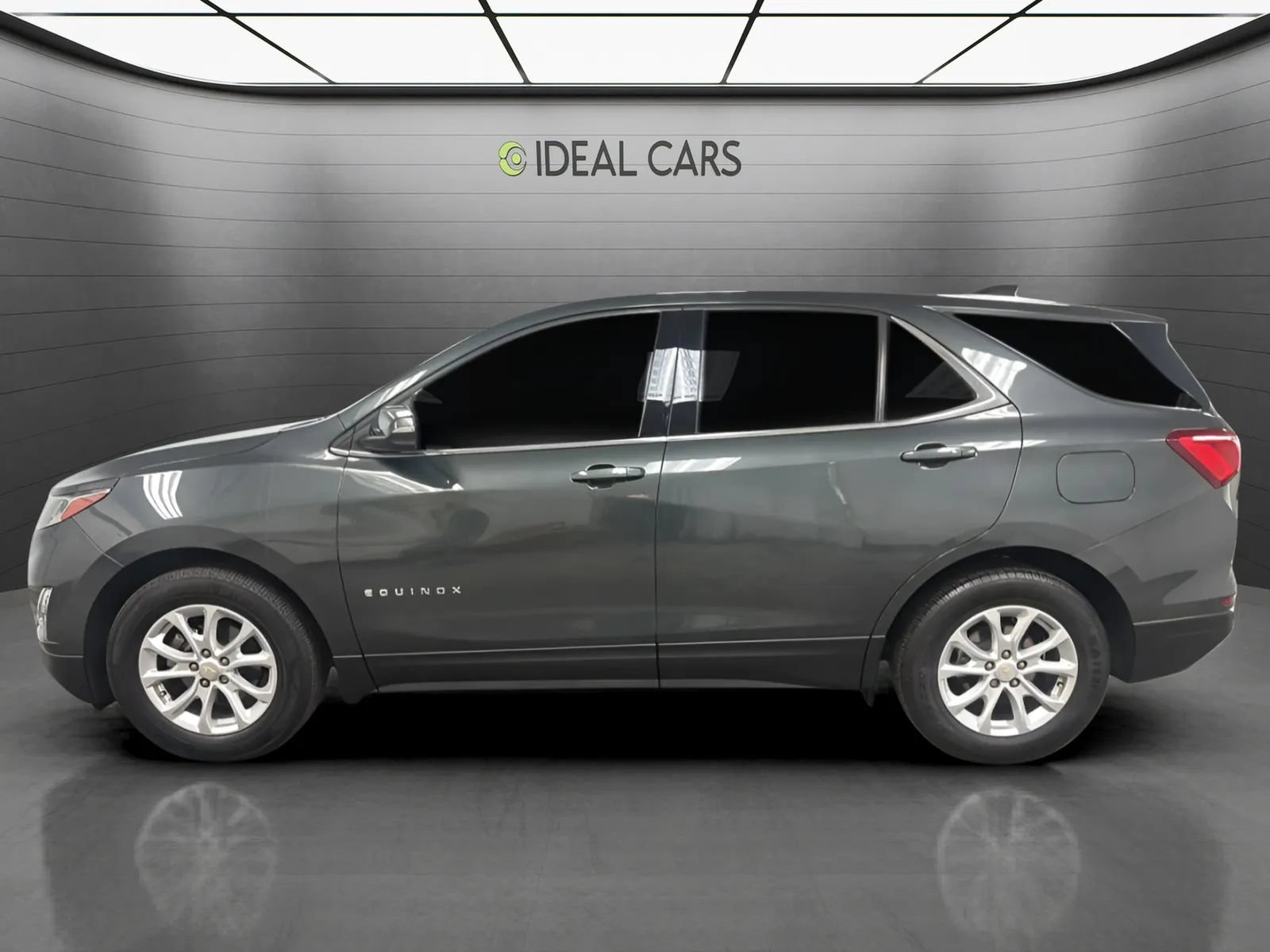 Used 2018 Chevrolet Equinox LT FWD image 8