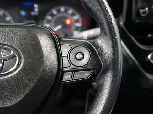 Certified 2025 Toyota Corolla LE image 13