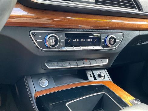 Used 2022 Audi Q5 2.0T Premium Plus image 30