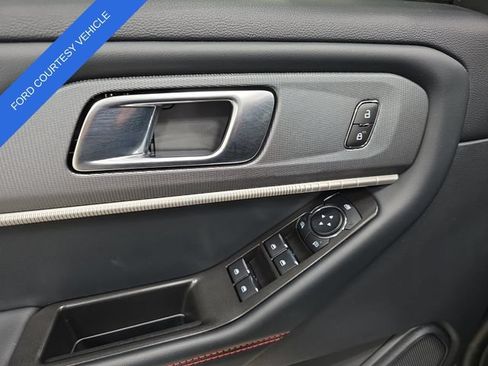 Used 2026 Ford Explorer ST-Line w/ ST-Line Street Pack AWD/4WD image 28