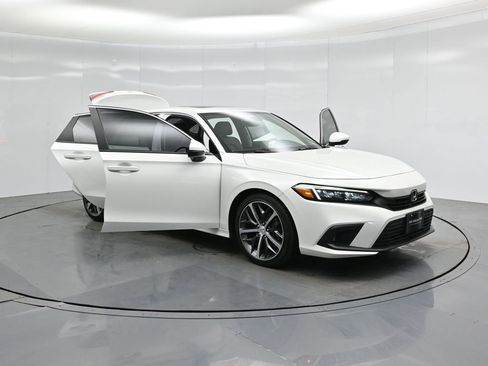 Used 2024 Honda Civic Touring image 30