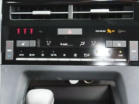 Used 2019 Toyota Avalon XSE w/ Protection Package FWD image 24