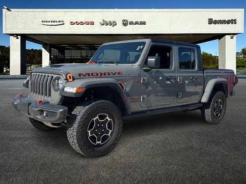 Used 2021 Jeep Gladiator Mojave image 2