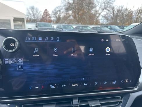 New 2026 Chevrolet Equinox EV RS image 21