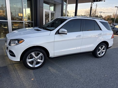 Used 2016 Mercedes-Benz GLE 350 image 3