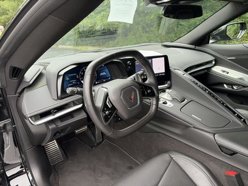 Used 2020 Chevrolet Corvette Stingray Coupe w/ 1LT RWD image 22