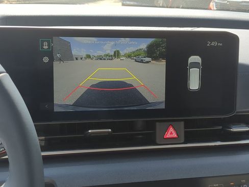 New 2026 Kia Carnival EX image 17