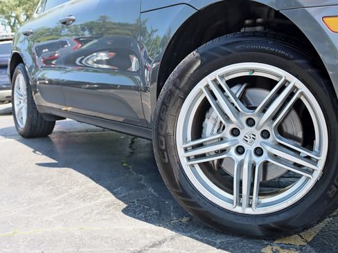Used 2015 Porsche Macan S AWD/4WD image 5