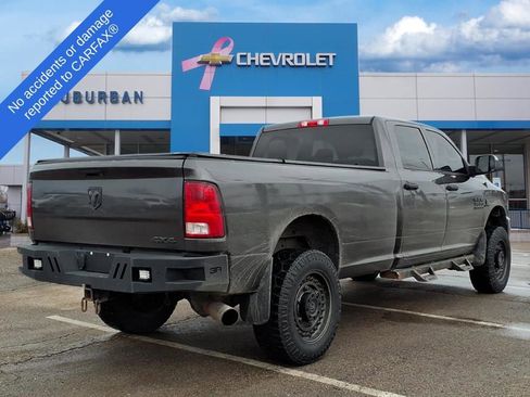 Used 2018 RAM 3500 Tradesman w/ Chrome Appearance Group image 4