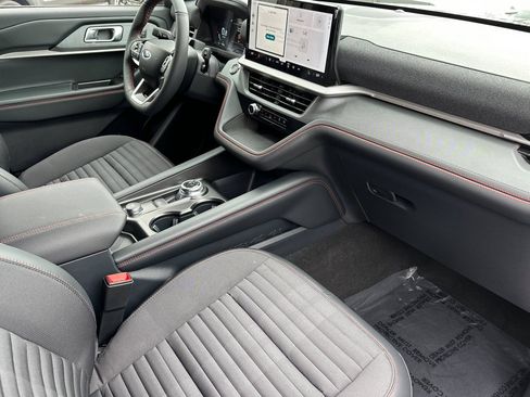New 2026 Ford Explorer ST-Line w/ ST-Line Street Pack AWD/4WD image 14