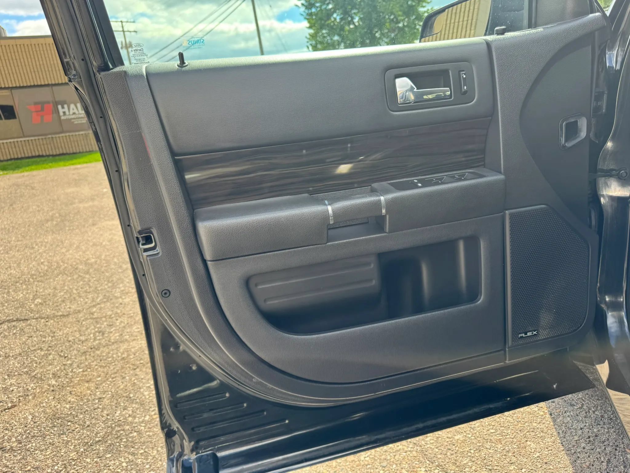 Used 2014 Ford Flex SEL FWD image 24