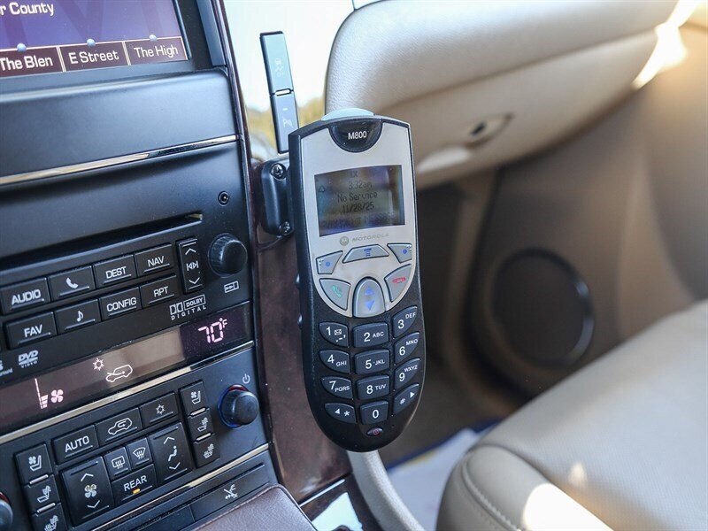 Used 2014 Cadillac Escalade ESV Premium AWD/4WD image 48