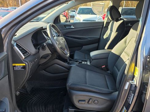 Used 2016 Hyundai Tucson Sport image 32