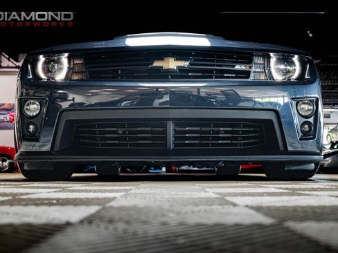 Used 2014 Chevrolet Camaro ZL1 RWD image 78