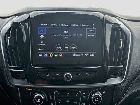 Used 2023 Chevrolet Traverse Premier w/ Redline Edition FWD image 15