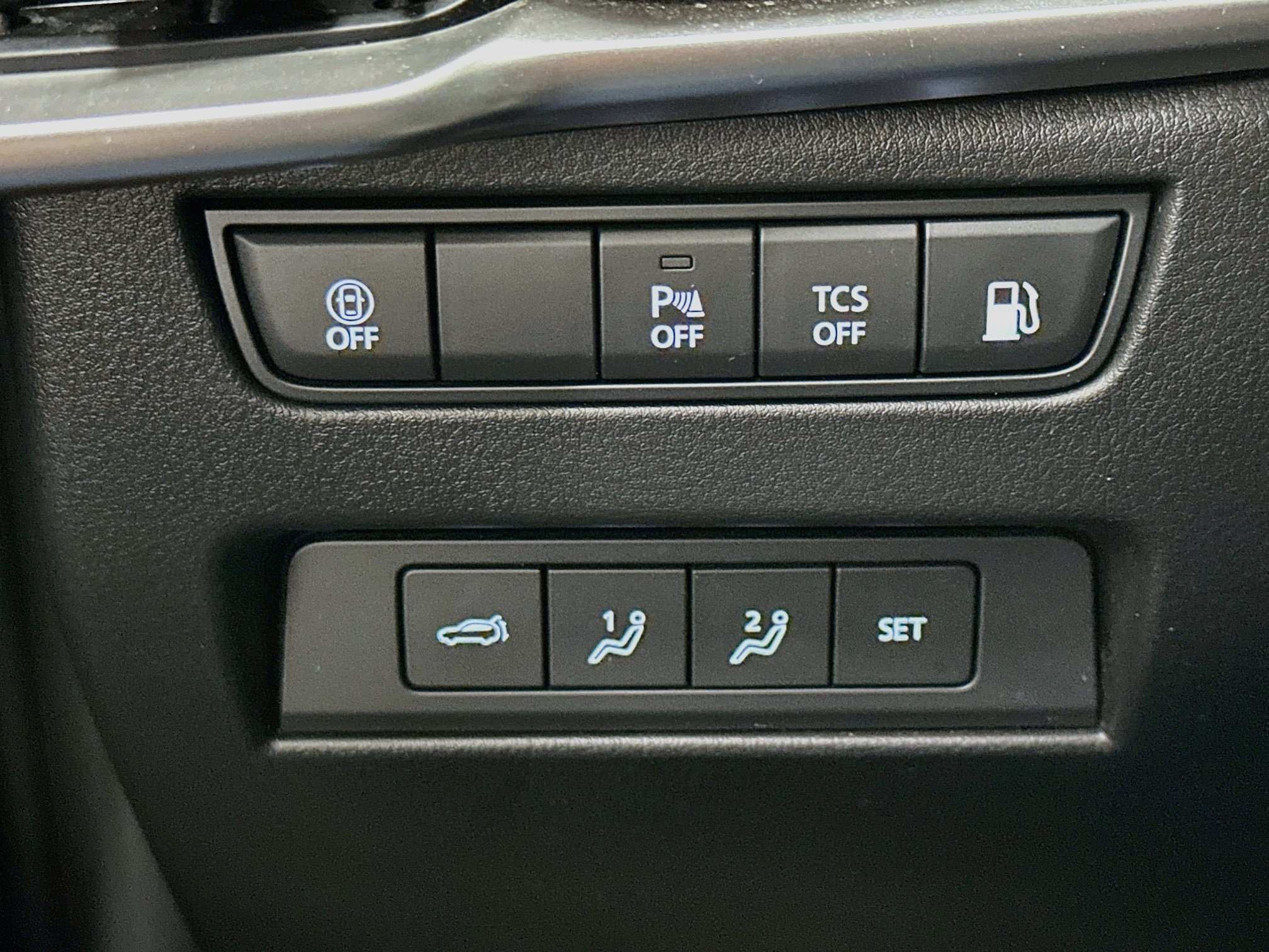 Used 2024 MAZDA CX-90 Plug-In Hybrid w/ Premium Plus AWD/4WD image 17