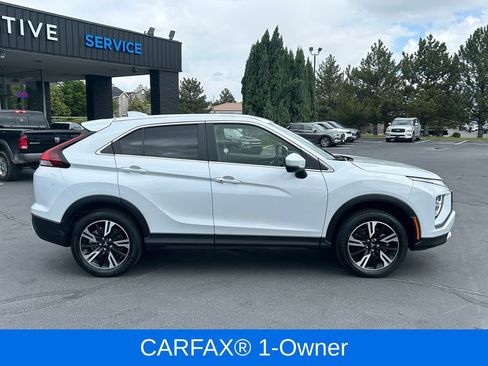 Used 2024 Mitsubishi Eclipse Cross AWD image 2