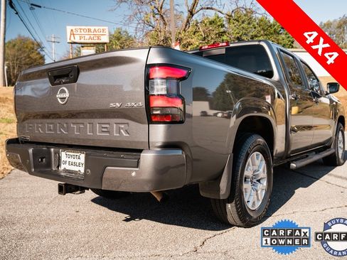 Used 2024 Nissan Frontier SV w/ Technology Package image 8