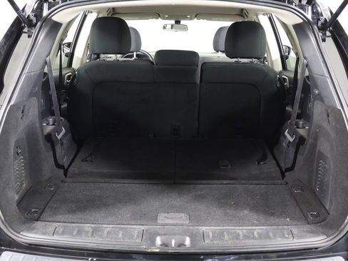 Used 2020 Nissan Pathfinder S image 16