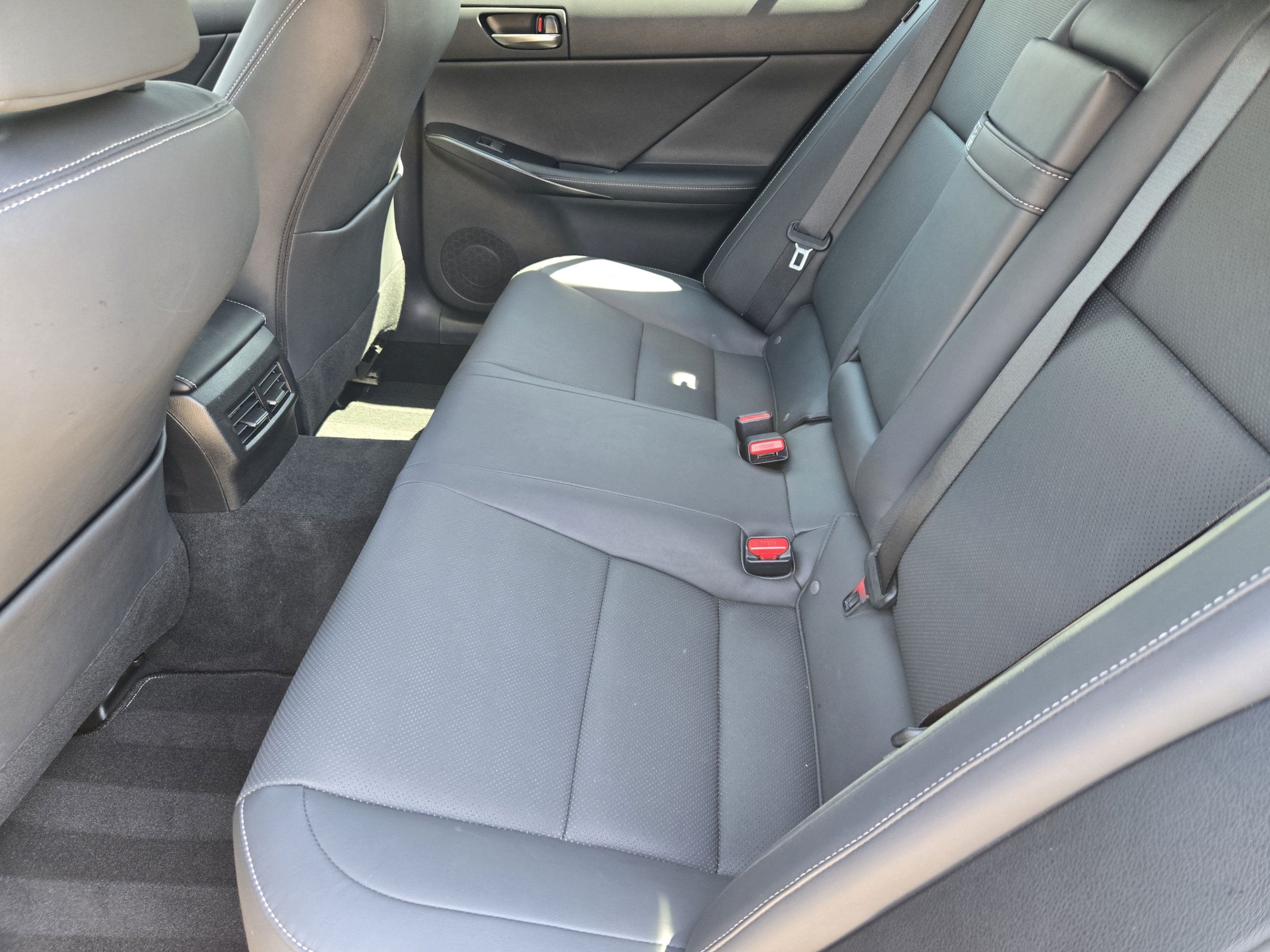 Used 2023 Lexus IS 300 w/ Premium Package RWD image 28