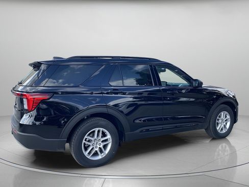 New 2026 Ford Explorer Active w/ Active Comfort Package RWD image 4