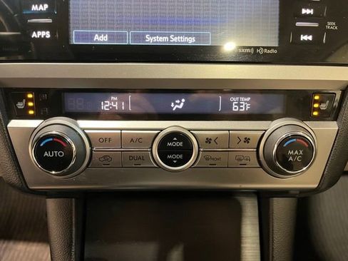 Used 2016 Subaru Outback 2.5i Limited image 37