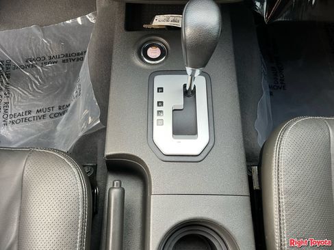 Used 2021 Nissan Frontier PRO-4X w/ Pro-4x Utility Package AWD/4WD image 31