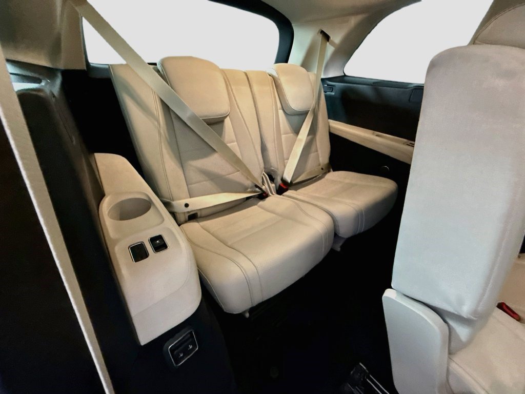 Used 2023 Mercedes-Benz GLS 450 4MATIC image 40
