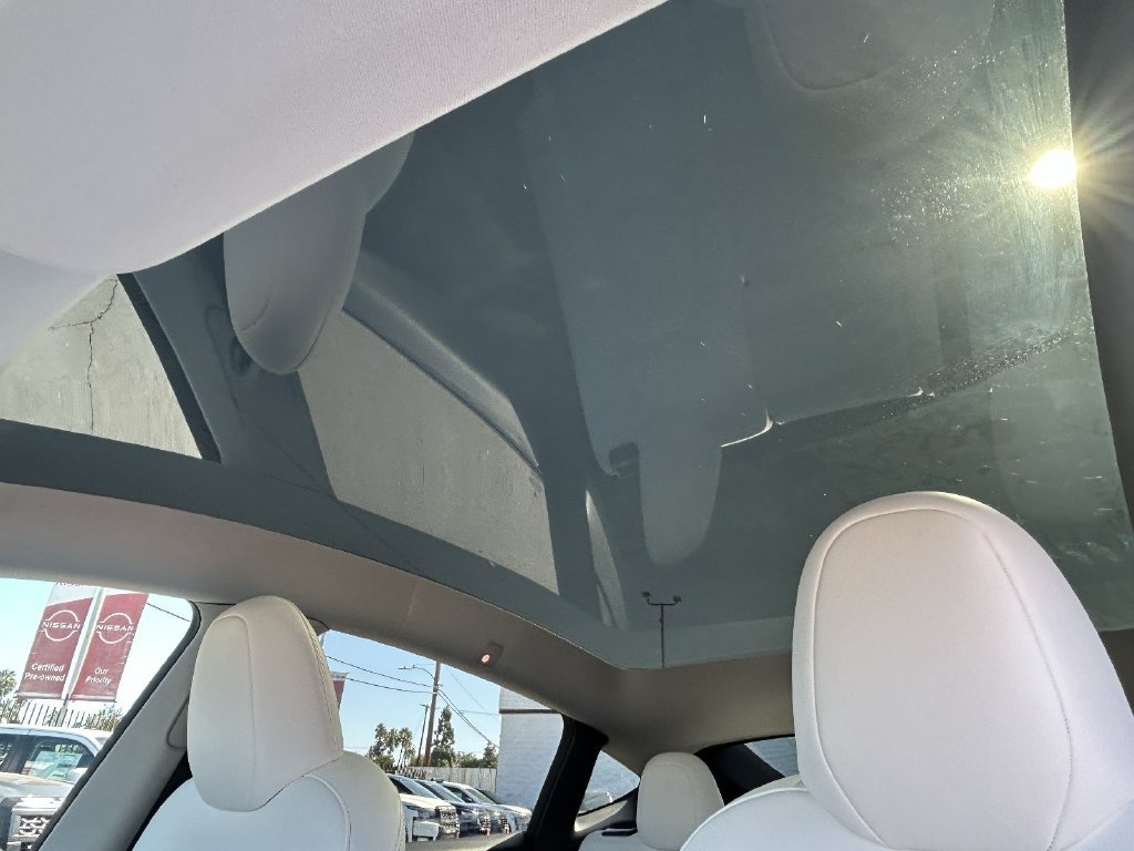 Used 2024 Tesla Model Y Long Range RWD image 28
