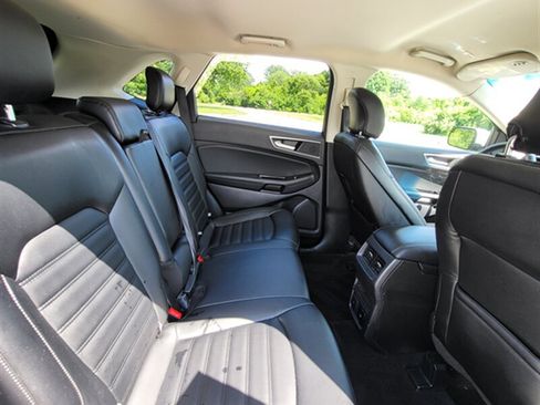 Used 2019 Ford Edge SEL w/ Equipment Group 201A FWD image 20