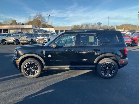 New 2025 Ford Bronco Sport Outer Banks w/ Outer Banks Tech Package+ image 8