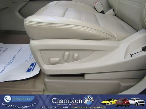 Used 2018 GMC Yukon XL Denali w/ Open Road Package AWD/4WD image 30