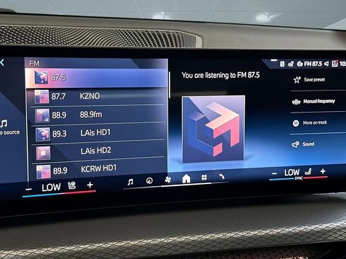 New 2026 BMW 330i Sedan w/ M Sport Package image 21