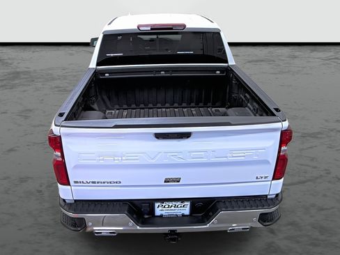 Used 2024 Chevrolet Silverado 1500 LTZ w/ Z71 Off-Road Package AWD/4WD image 3