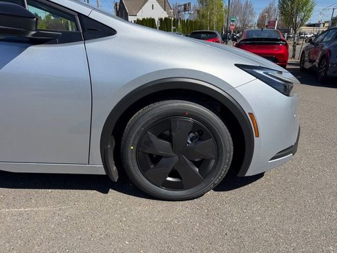 New 2026 Toyota Prius Plug-In Hybrid image 13