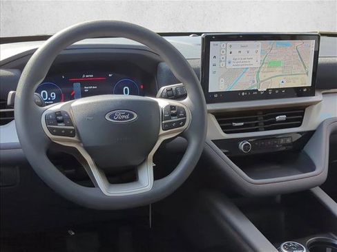 New 2026 Ford Explorer Active image 18