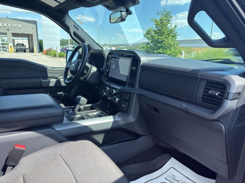Certified 2025 Ford F150 XLT w/ Equipment Group 302A MID AWD/4WD image 15